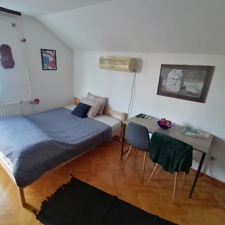 Apartamento Mansarda Kraljevo Exterior foto